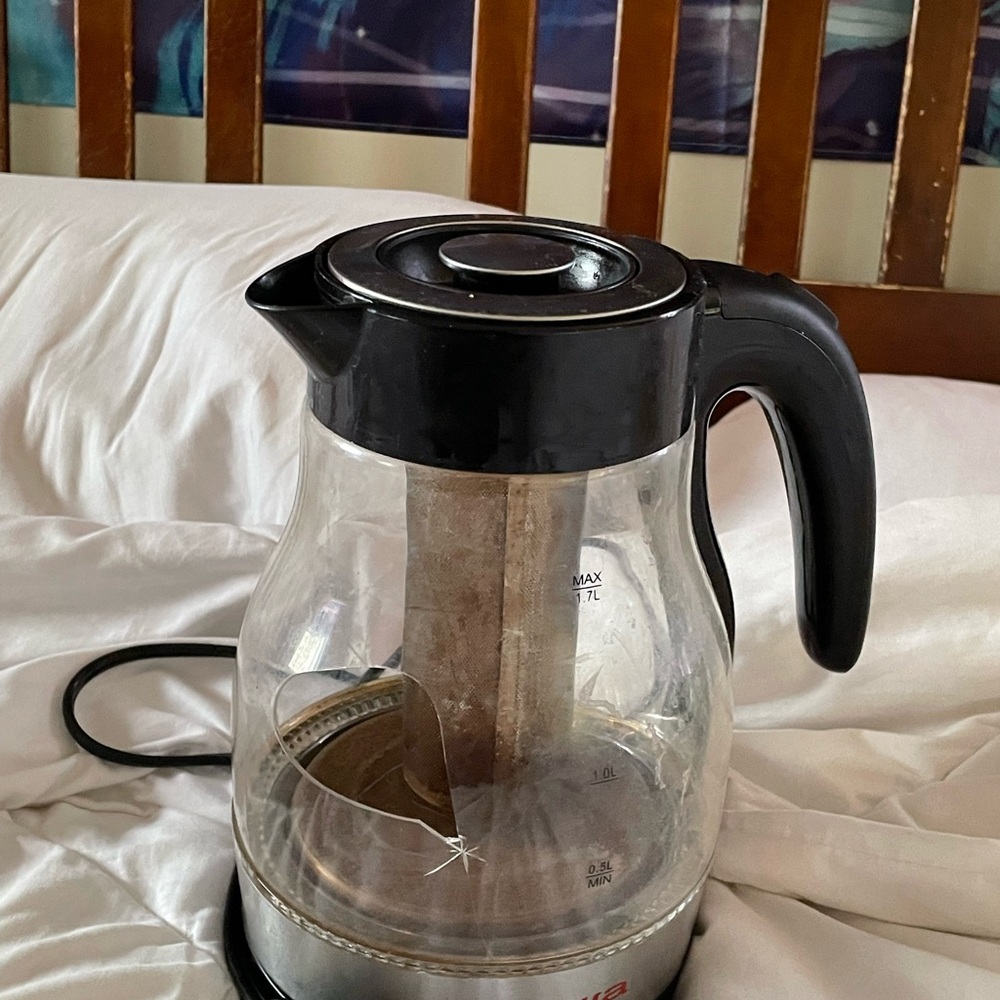 Sleek Black Coffee and Tea Kettle for Modern Kitchens Broken & For Parts